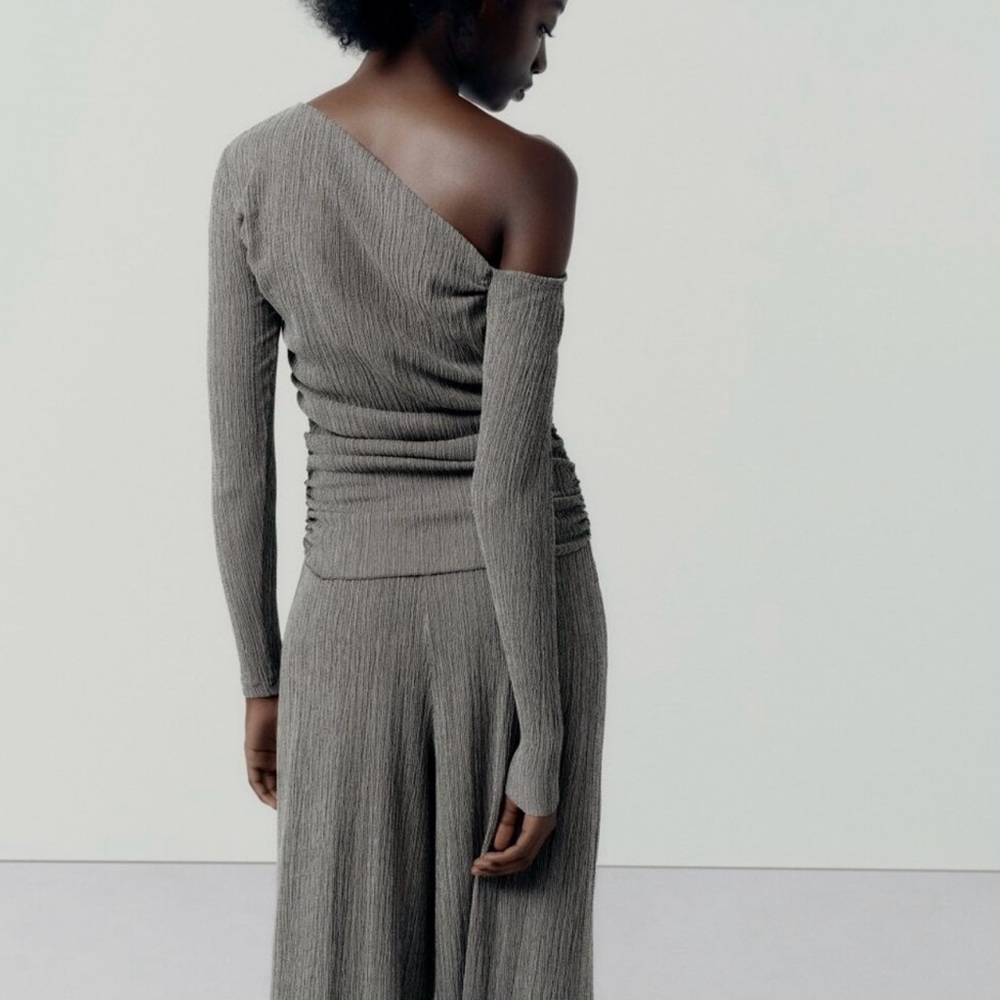 Textured Flowy Wide Leg Pants w/ Off-Shoulder top